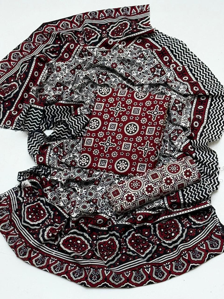Ajrak Block Print 3 Pcs Lawn Suit with Neckline & Multani Khusa
