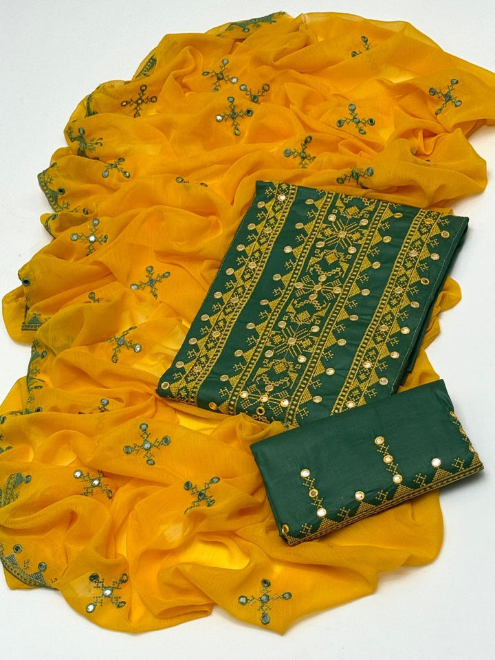 Cross Stich 9mm Embroidery 3 Pcs Lawn Suit with Multani Khusa
