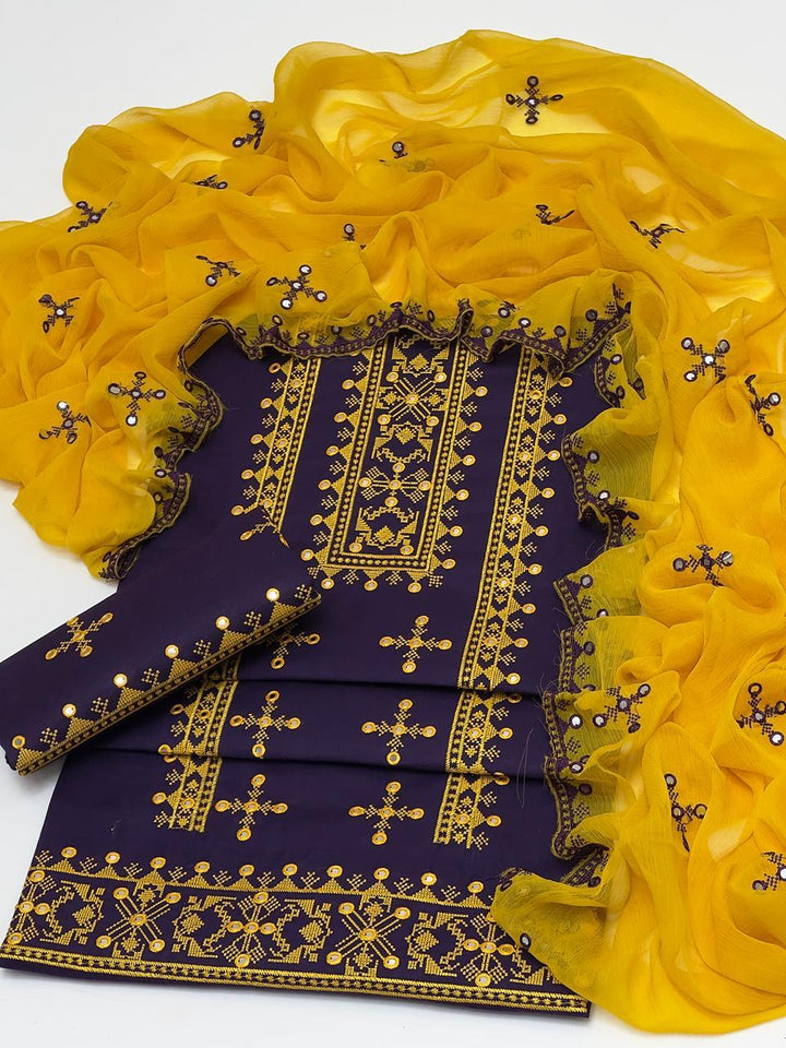 Cross Stich 9mm Embroidery 3 Pcs Lawn Suit with Multani Khusa