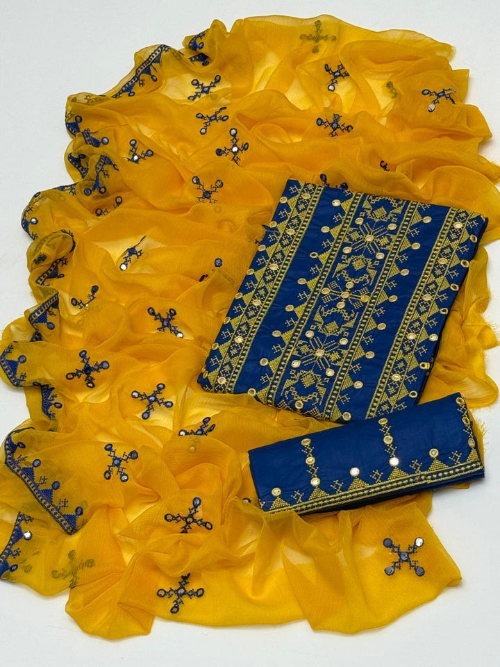Cross Stich 9mm Embroidery 3 Pcs Lawn Suit with Multani Khusa