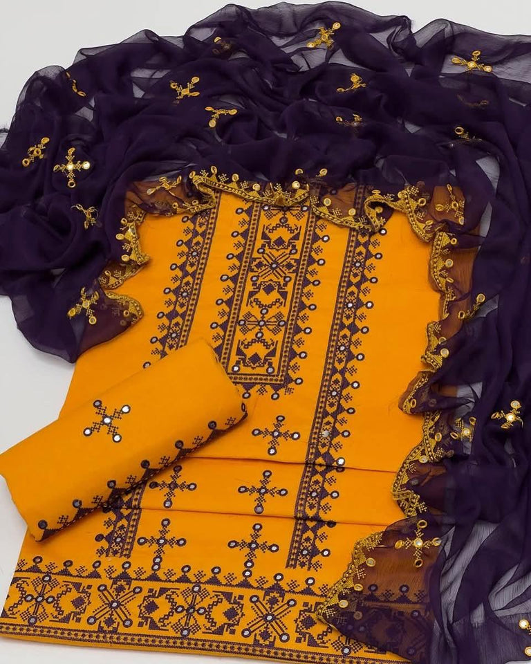 Cross Stich 9mm Embroidery 3 Pcs Lawn Suit with Multani Khusa