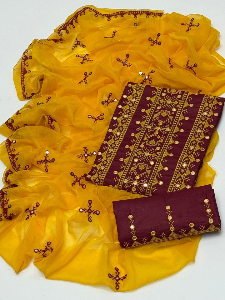 Cross Stich 9mm Embroidery 3 Pcs Lawn Suit with Multani Khusa