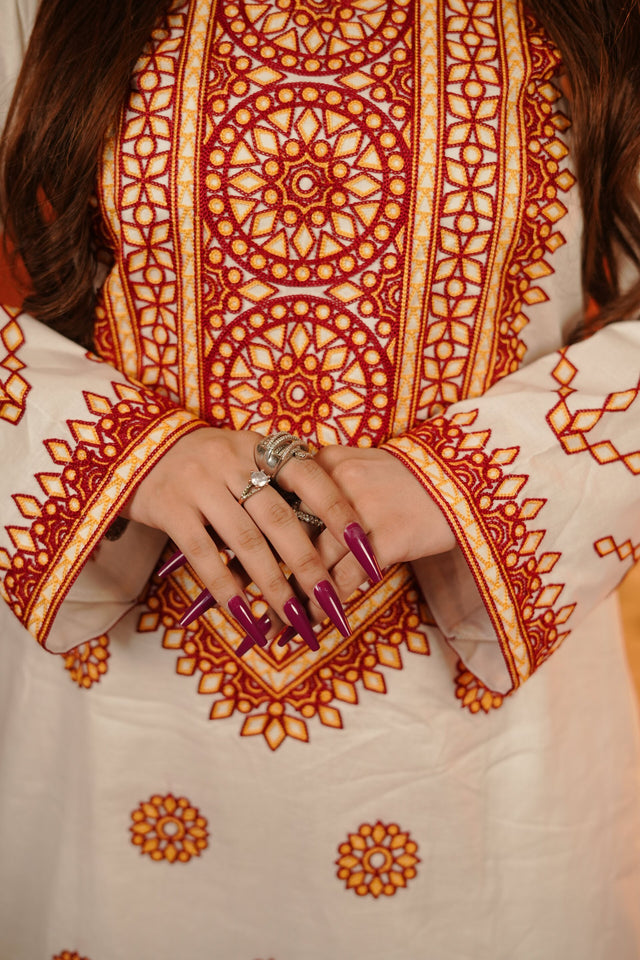 Unstiched 3 Pcs Lawn Balochi Tanka with 4 Side Border Dupatta with Multani Khusa