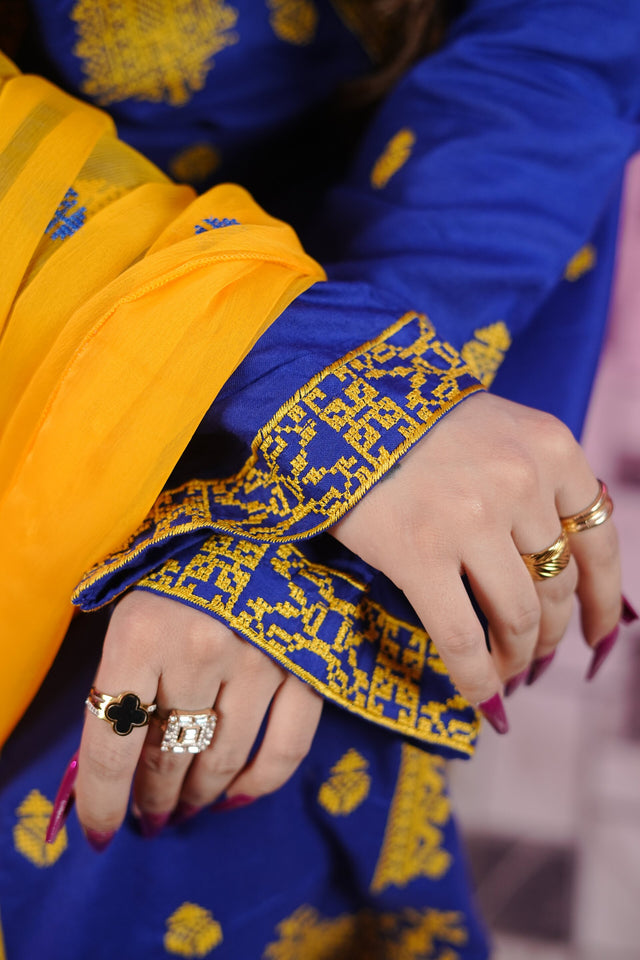Royal Blue Cross Stich Aari Embroidery 3 Pcs Lawn Suit with Multani Khusa