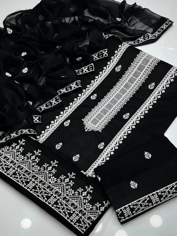 Black Cross Stich Aari Embroidery 3 Pcs Lawn Suit with Multani Khusa